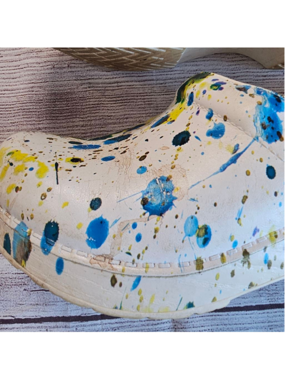Dansko sz 37 paint splattered slip on clogs - Picture 8 of 10
